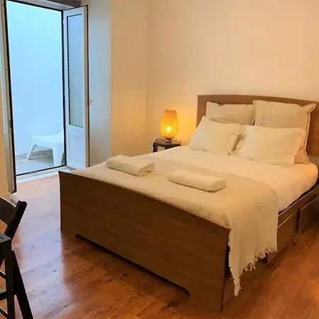 Necessidades Artists * Lissabon